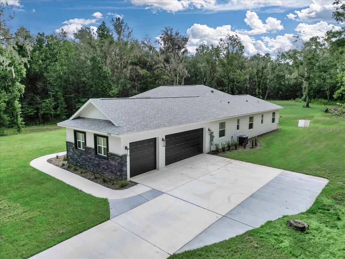 Image 5 of 47 For 14721 147th Court