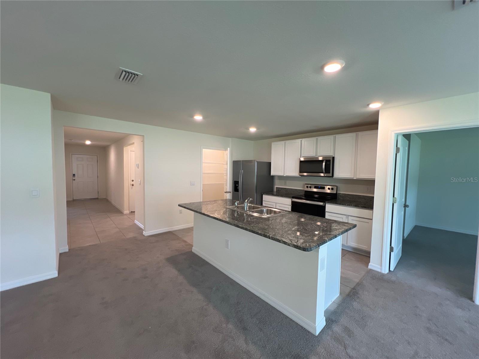 Image 2 of 35 For 19147 164 Place