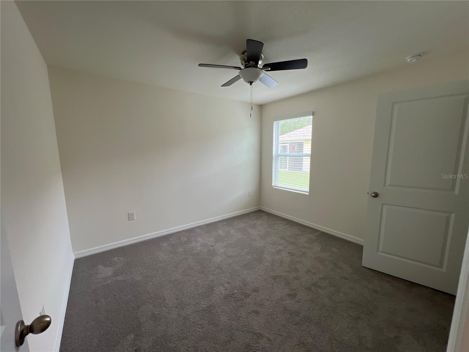 Image 23 of 35 For 19147 164 Place