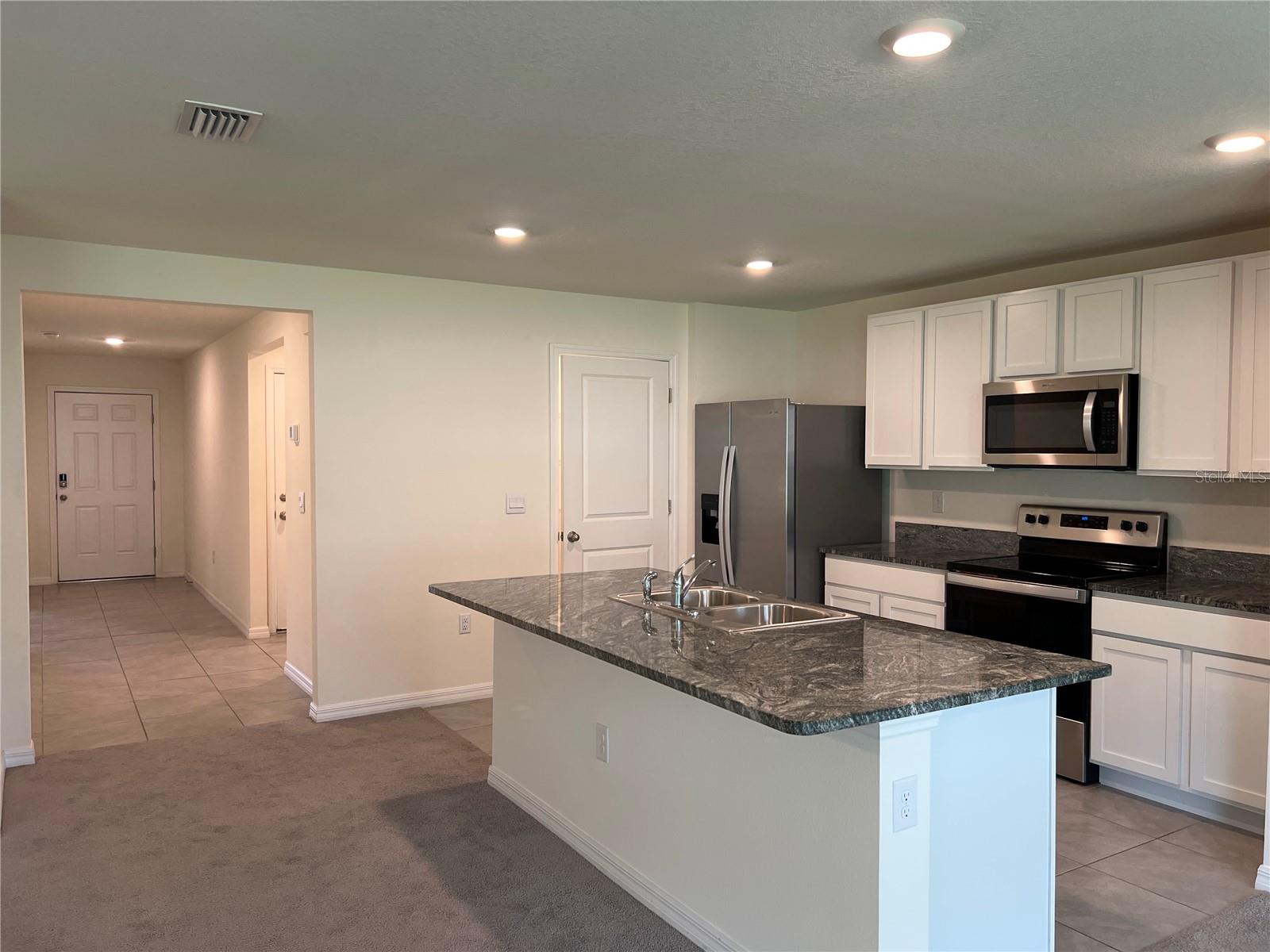 Image 3 of 35 For 19147 164 Place