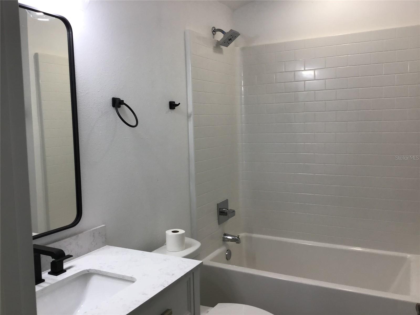 Listing photo id 13 for Address Not Provided