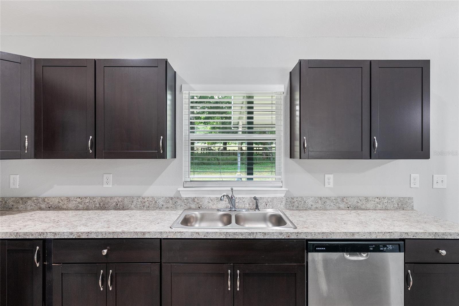 Listing photo id 23 for 14375 16th Place