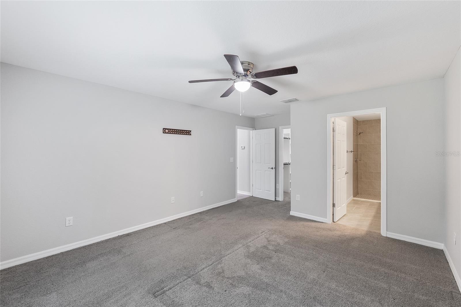 Listing photo id 26 for 14375 16th Place