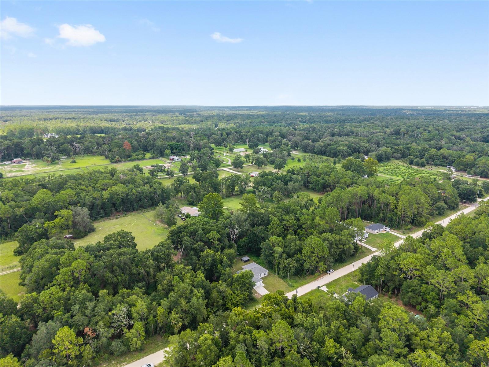 Listing photo id 52 for 14375 16th Place