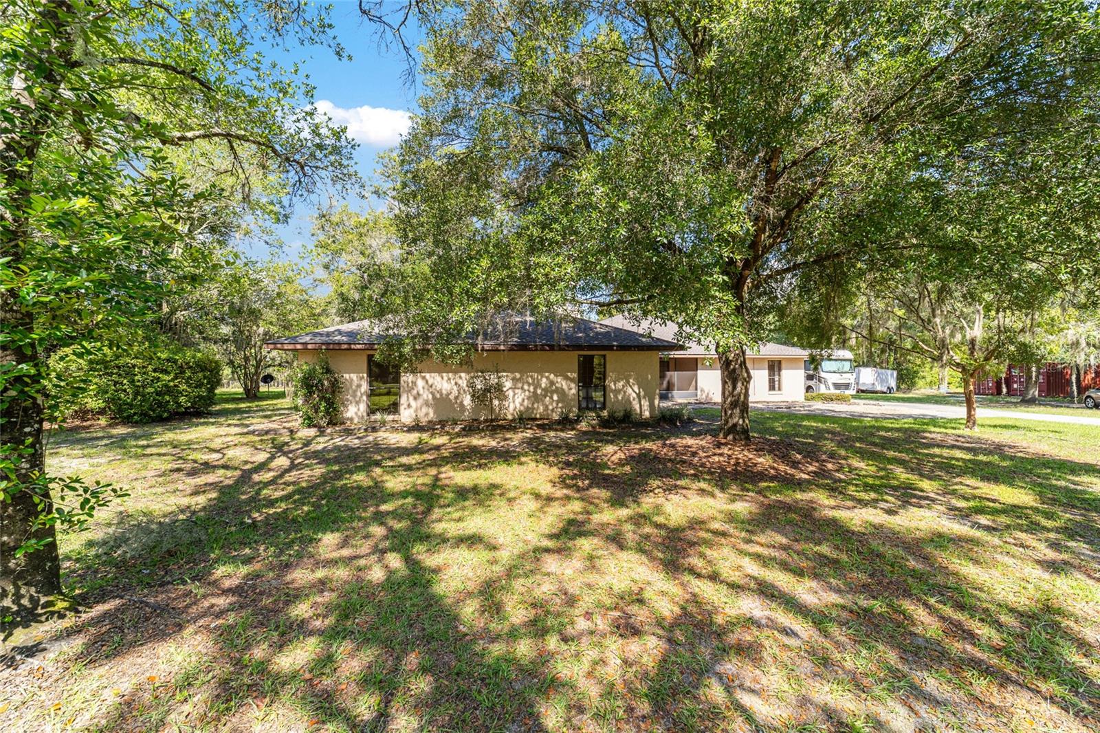 Image 3 of 98 For 2272 Grandview Avenue