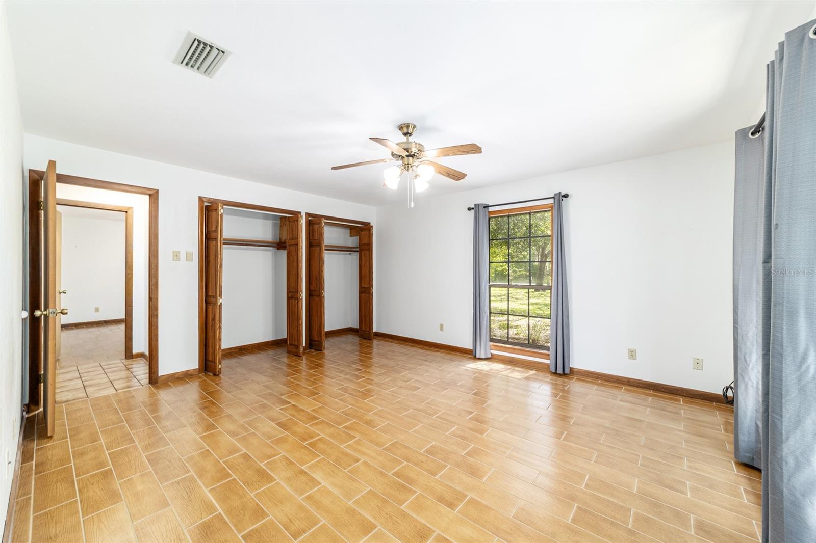 Image 50 of 98 For 2272 Grandview Avenue