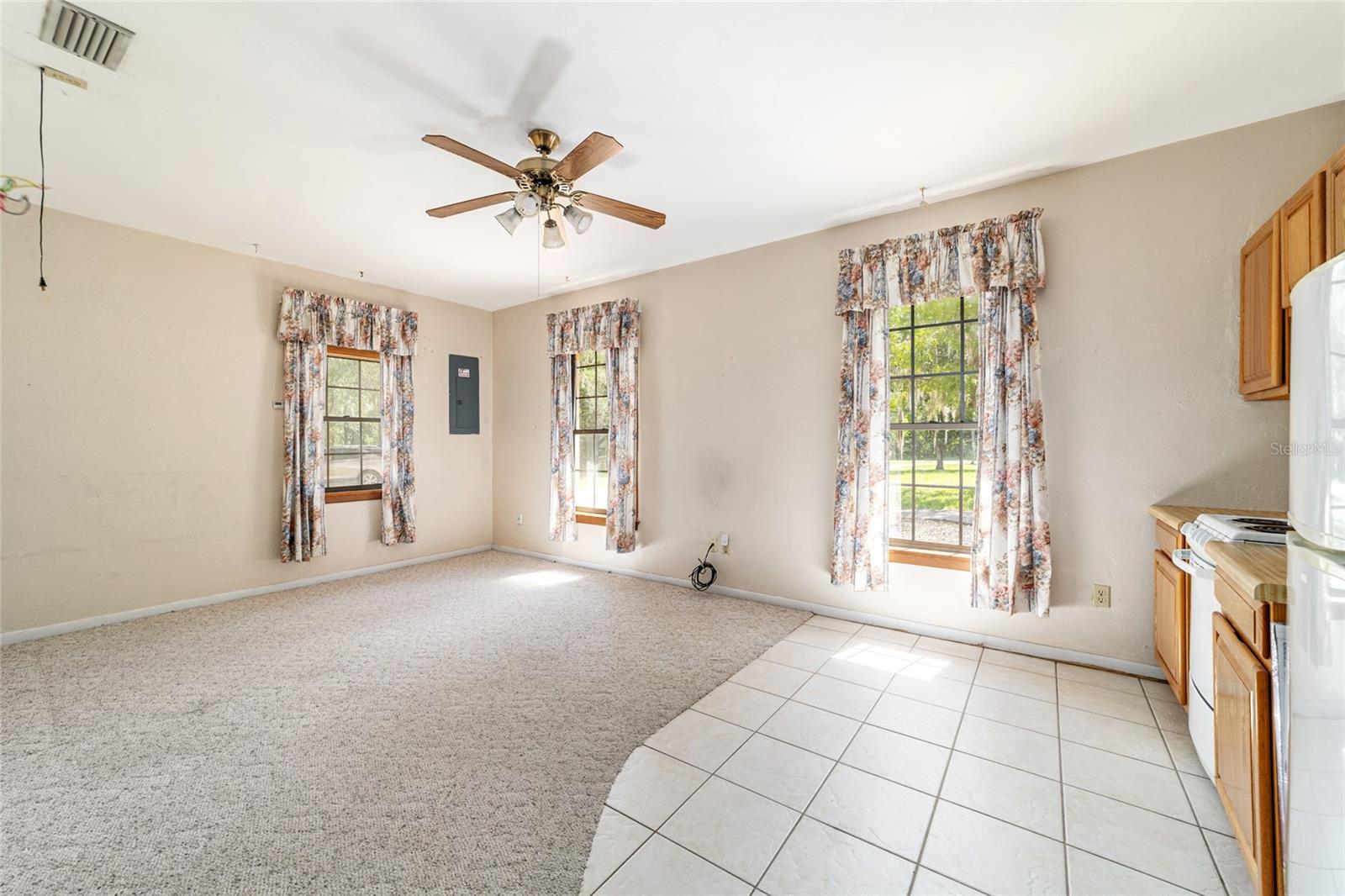 Image 62 of 98 For 2272 Grandview Avenue
