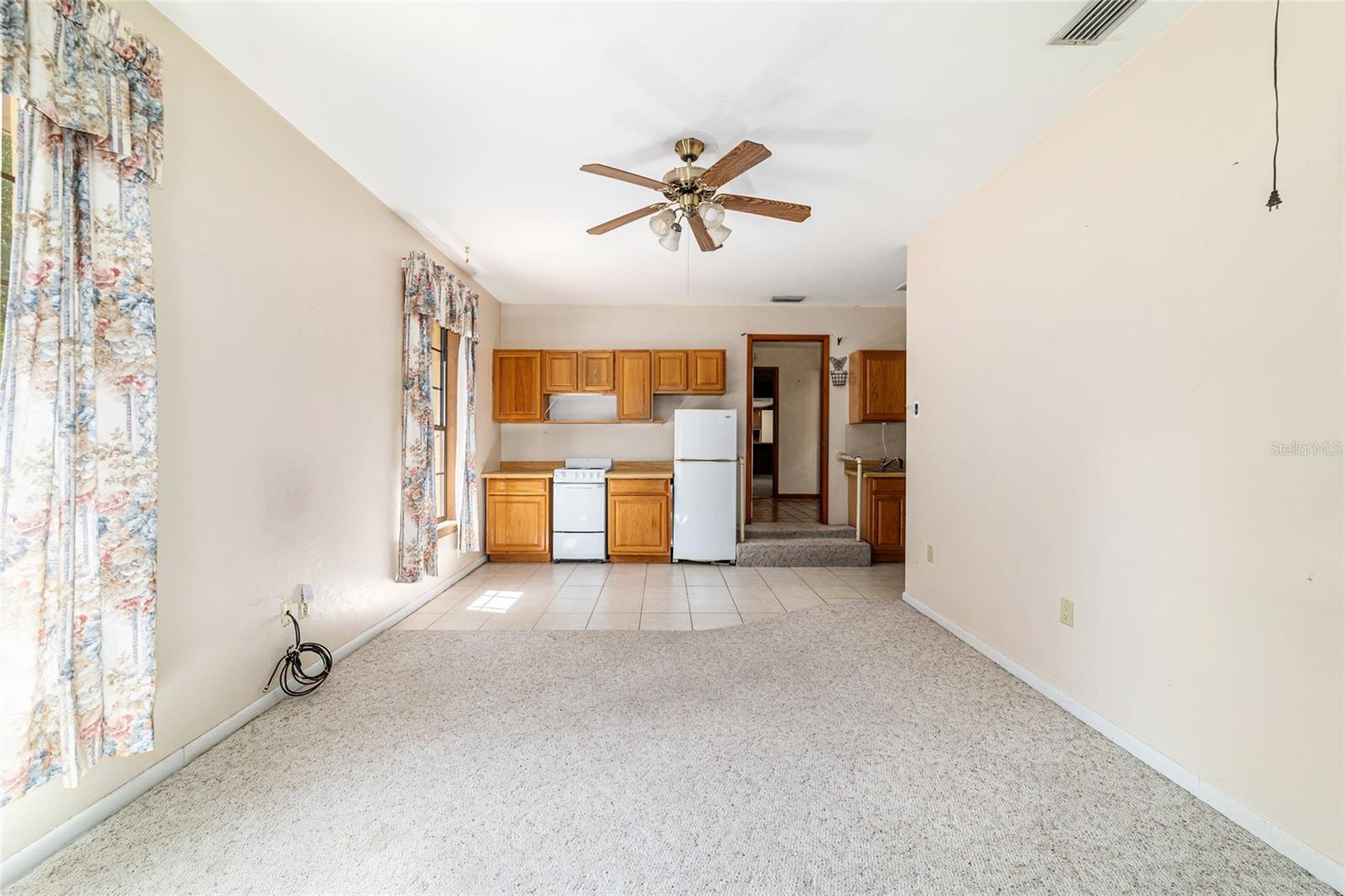 Image 67 of 98 For 2272 Grandview Avenue