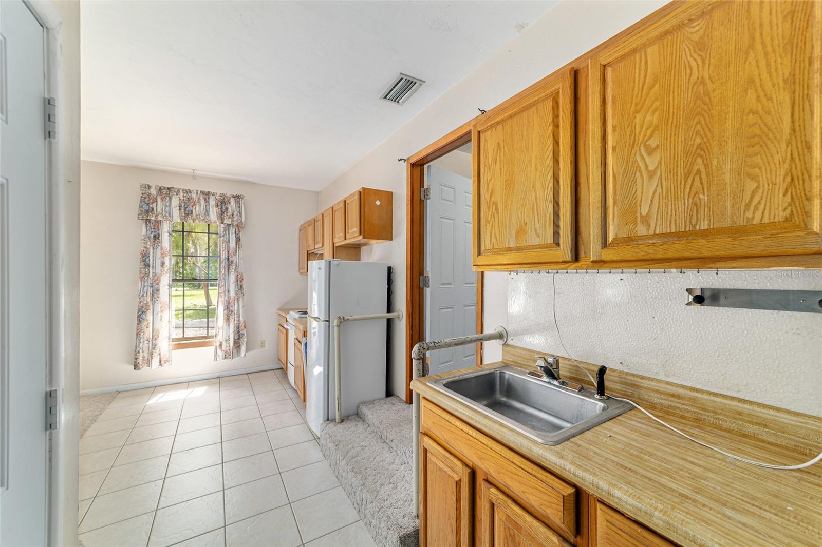 Image 70 of 98 For 2272 Grandview Avenue