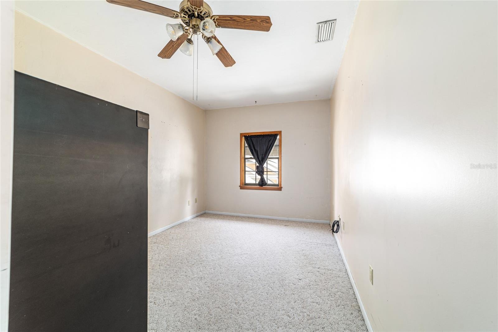 Image 72 of 98 For 2272 Grandview Avenue
