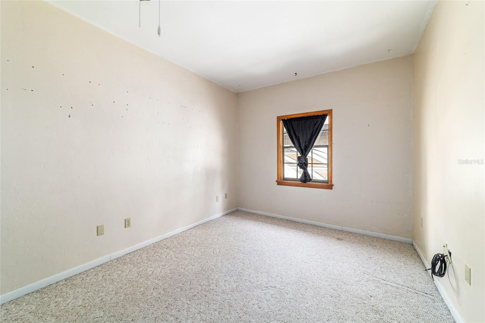 Image 74 of 98 For 2272 Grandview Avenue
