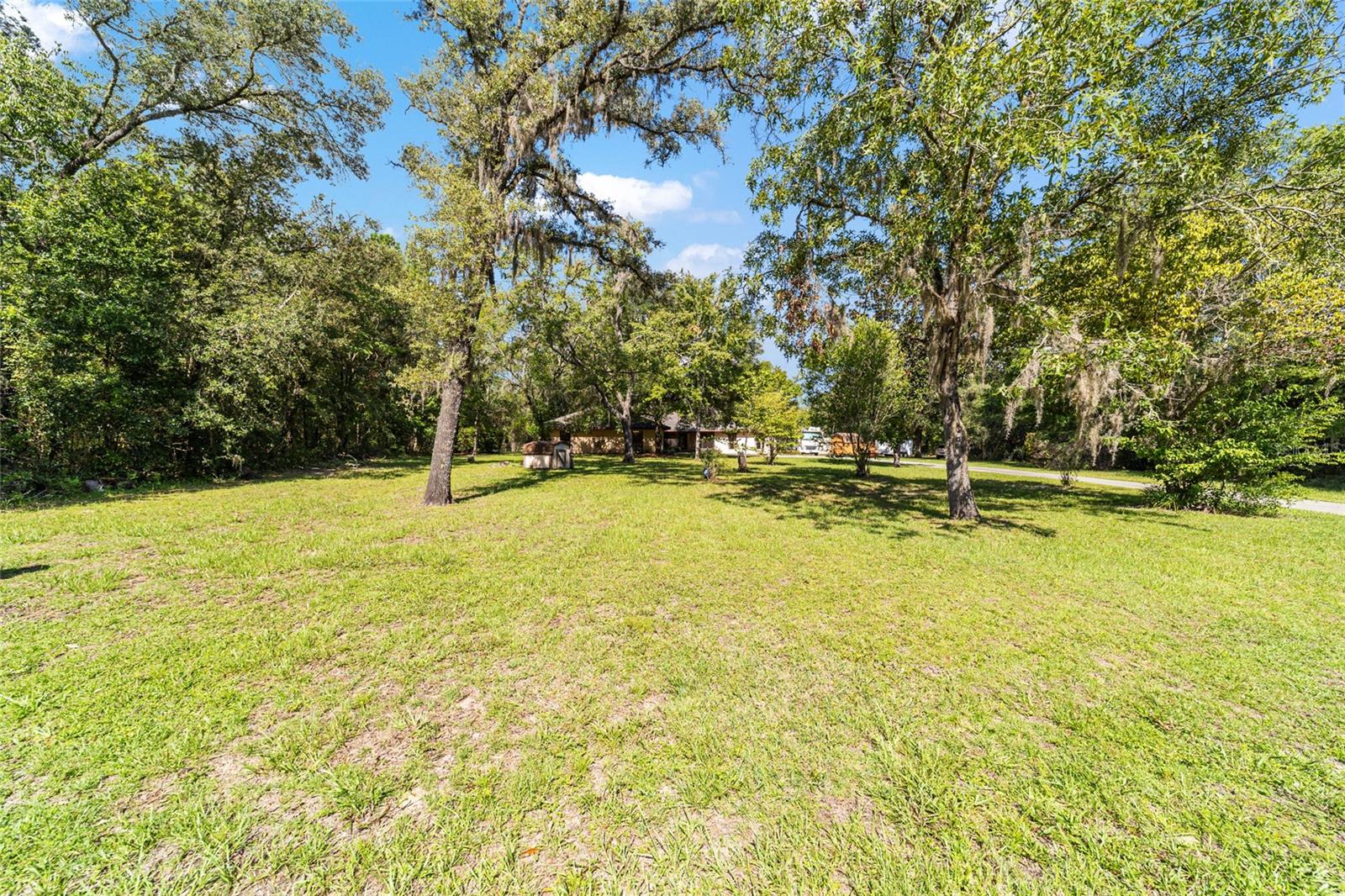 Image 87 of 98 For 2272 Grandview Avenue