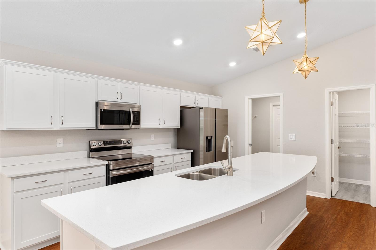 Image 11 of 55 For 4910 114th Street Road