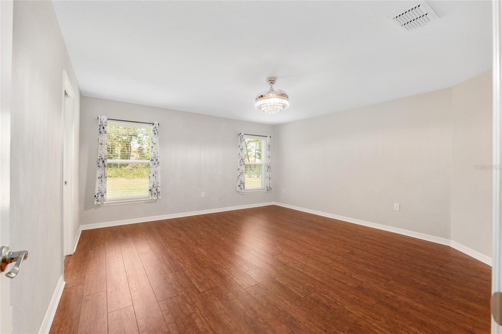 Image 18 of 55 For 4910 114th Street Road