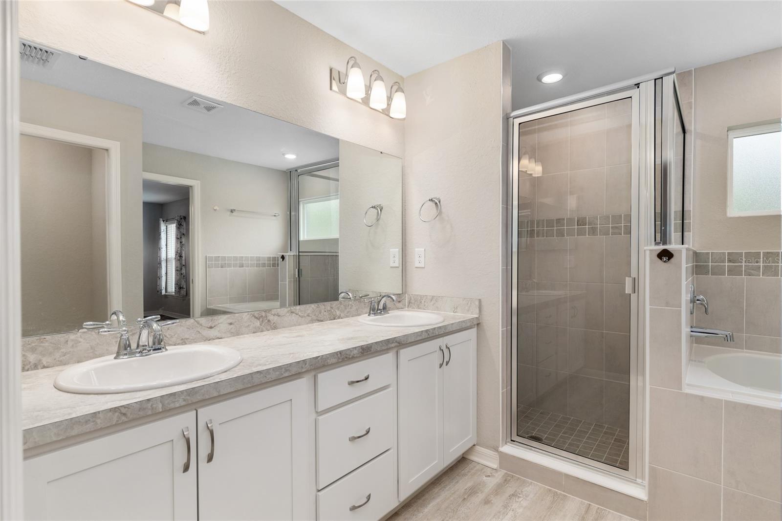 Image 22 of 55 For 4910 114th Street Road