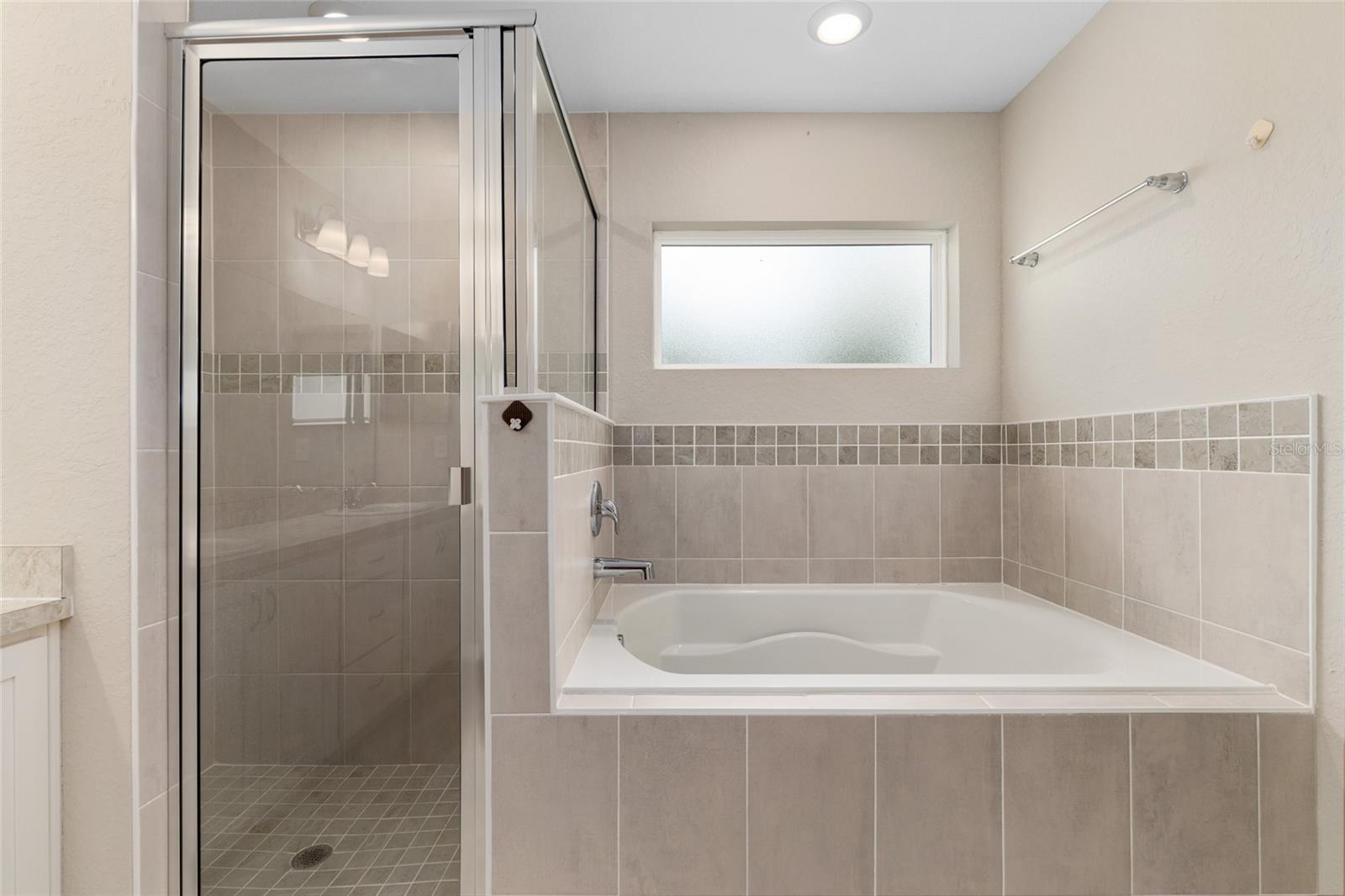 Image 23 of 55 For 4910 114th Street Road