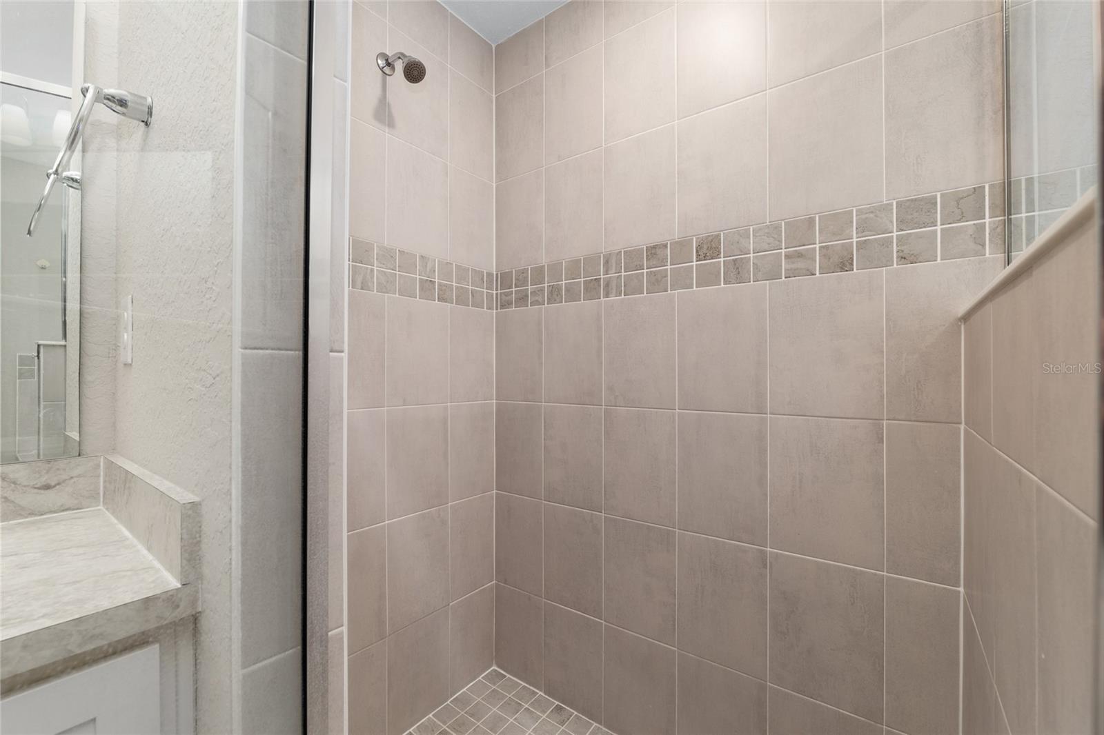 Image 25 of 55 For 4910 114th Street Road