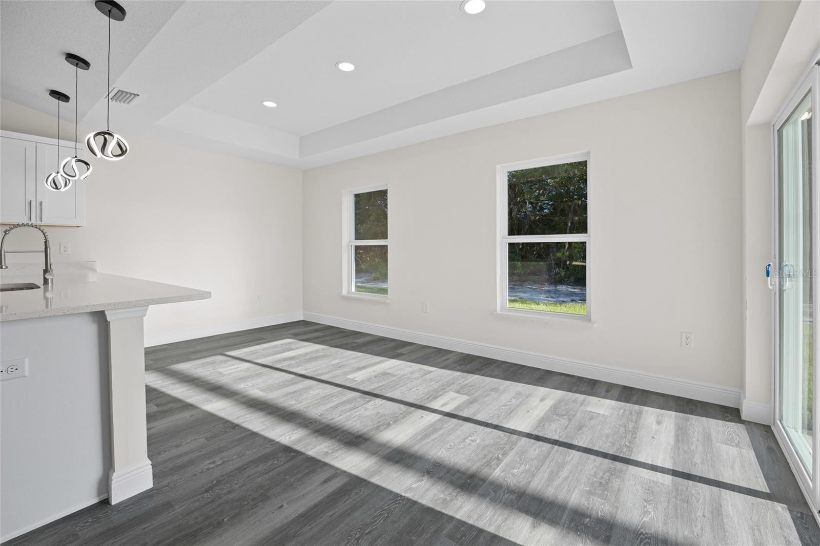 Image 12 of 34 For 13357 114th Lane