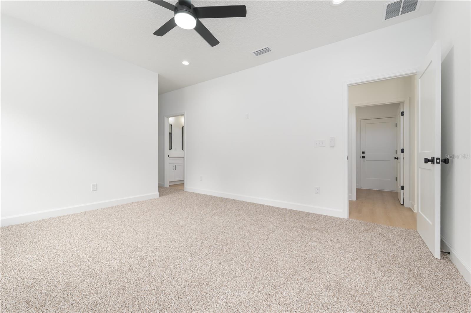 Image 12 of 27 For 241 35th Street