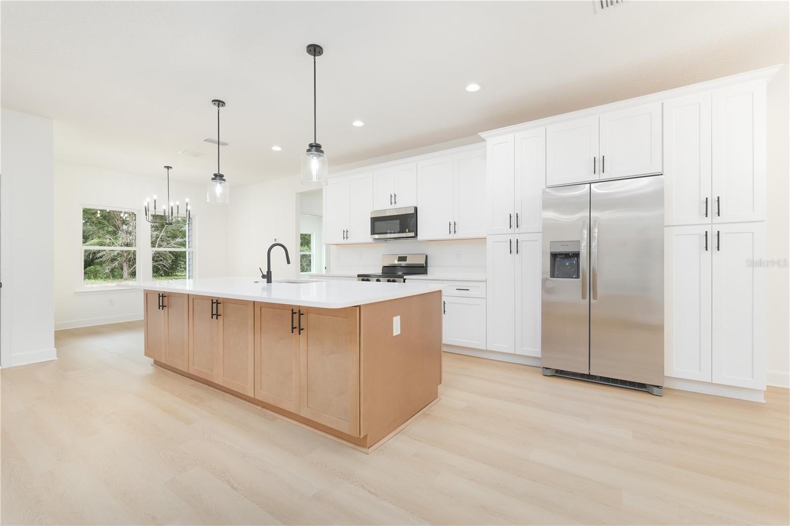 Image 4 of 27 For 241 35th Street