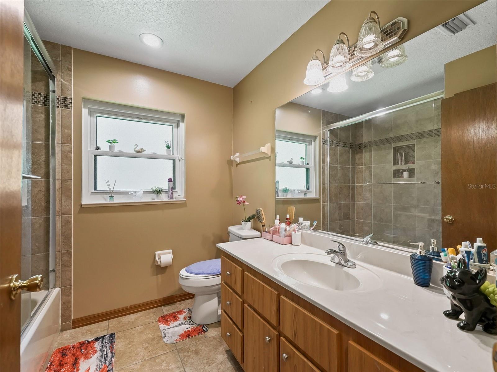 Image 14 of 30 For 42 Wood Ridge Drive