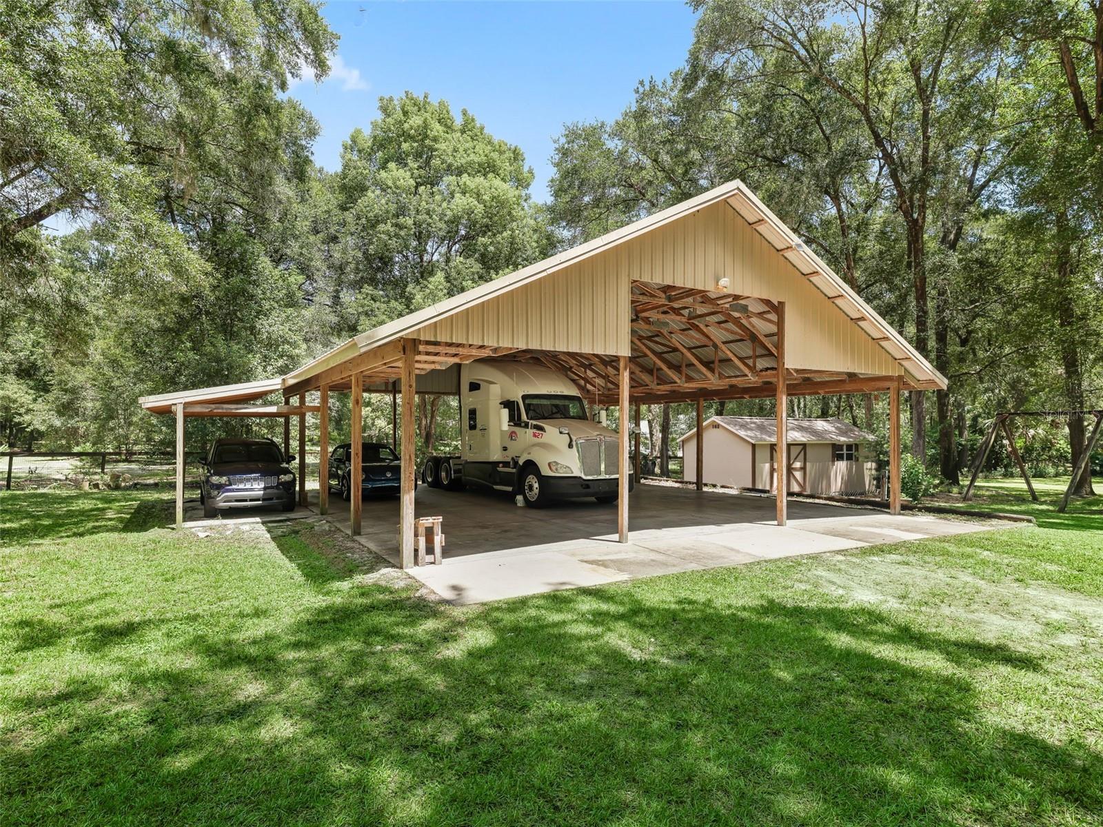 Image 24 of 30 For 42 Wood Ridge Drive