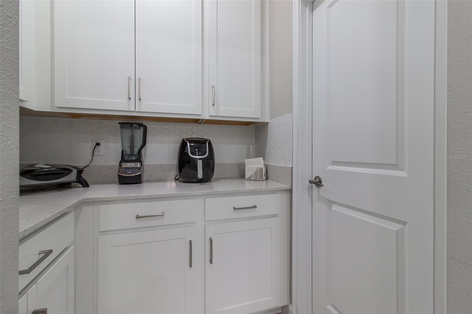 Image 20 of 66 For 3874 4th Terrace