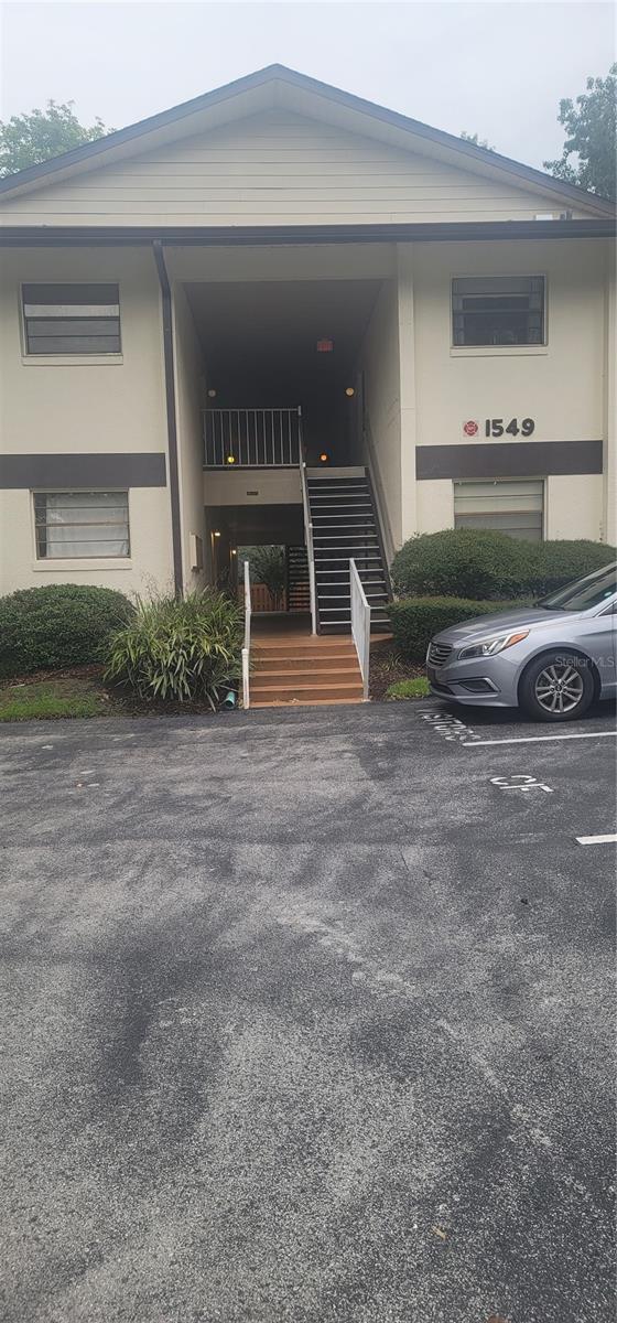 Image 2 of 12 For 1549 2nd Street B