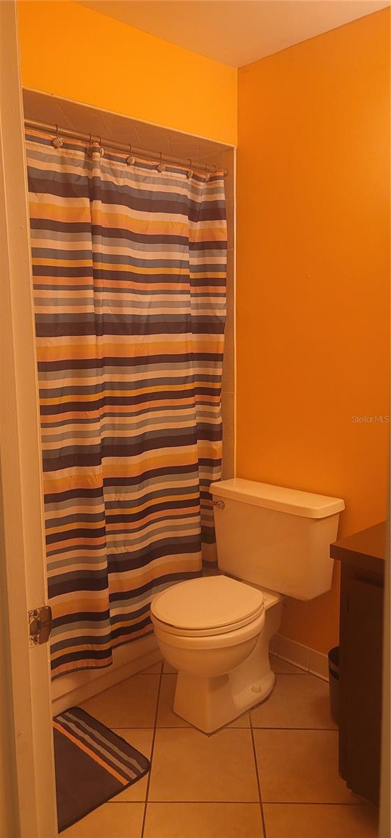 Image 7 of 12 For 1549 2nd Street B