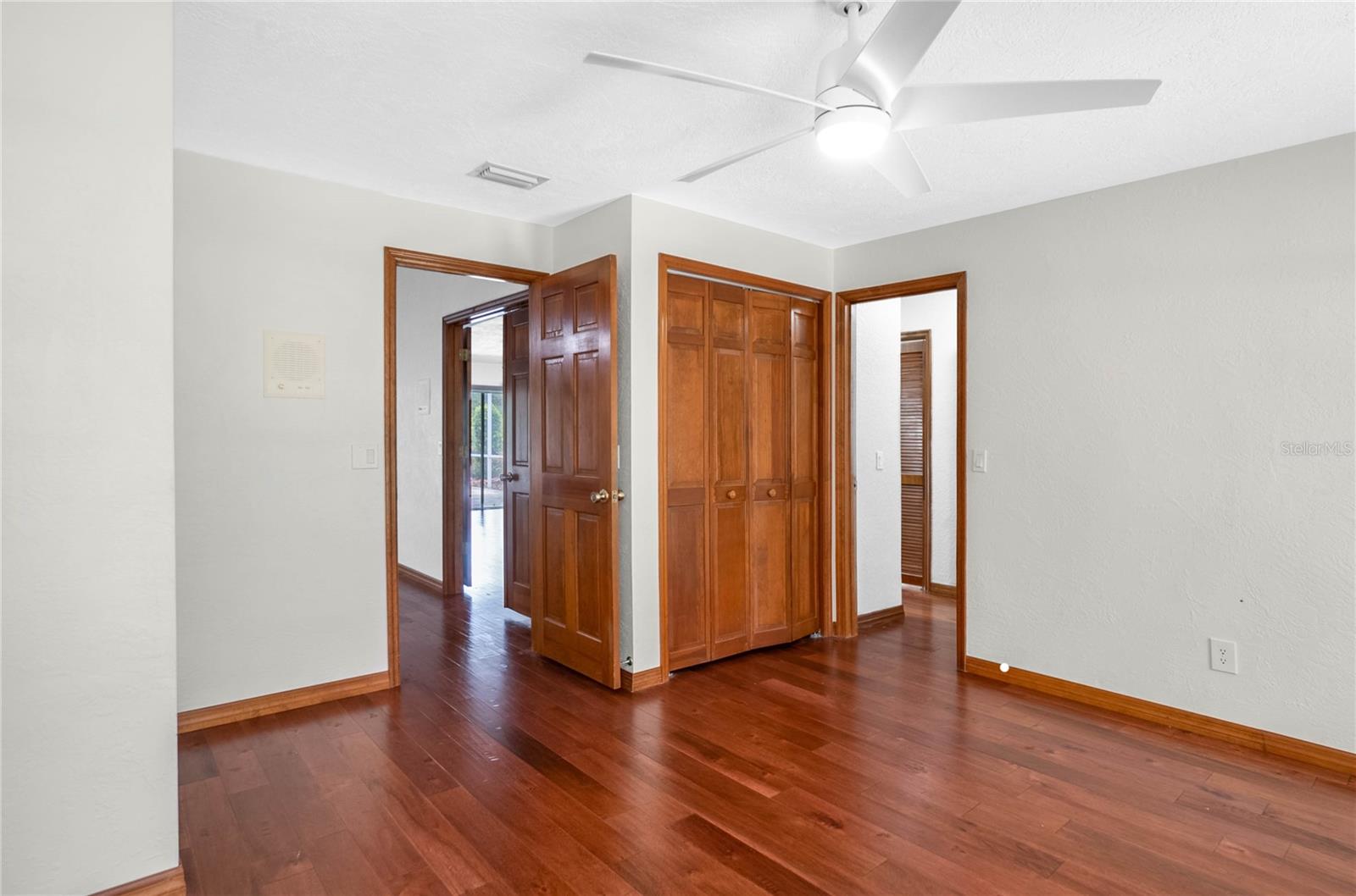Image 12 of 64 For 5540 Rosedale Circle
