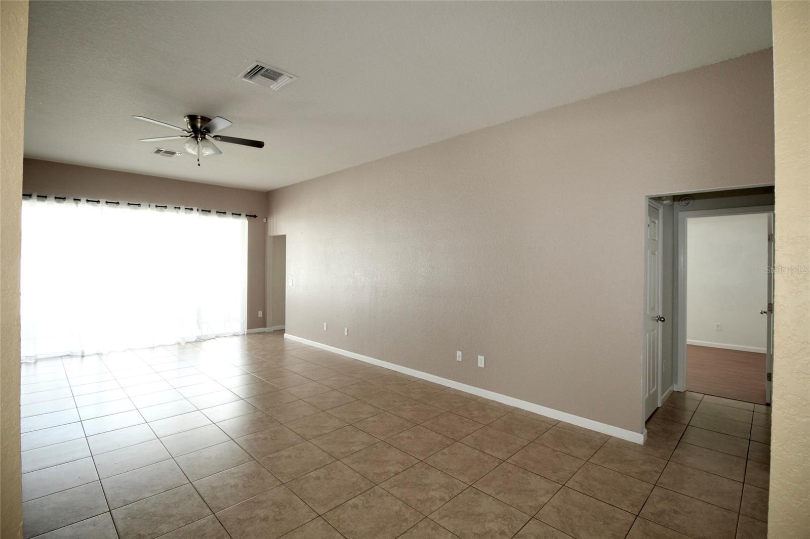 Image 14 of 52 For 5739 40th Street