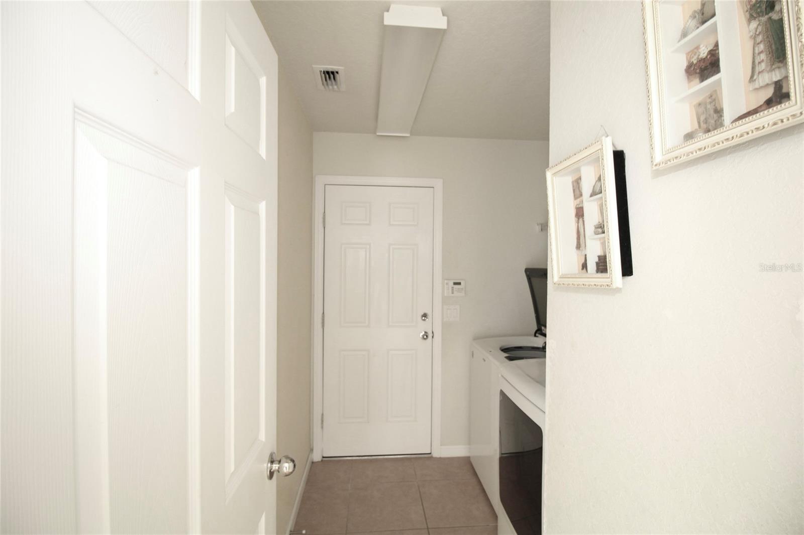 Image 29 of 52 For 5739 40th Street