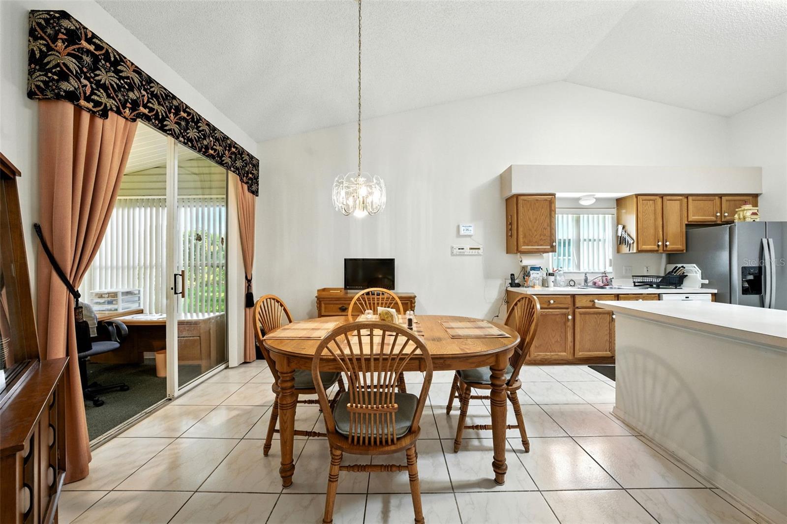Image 11 of 57 For 4552 Peach Tree Street