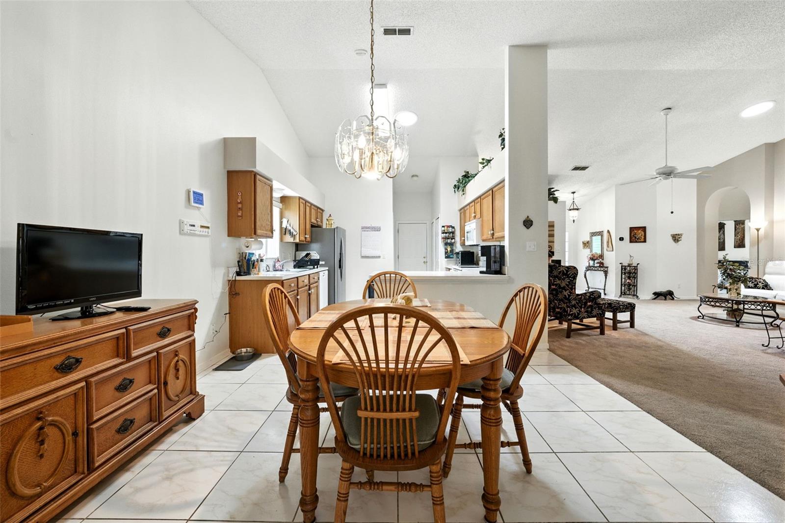 Image 12 of 57 For 4552 Peach Tree Street