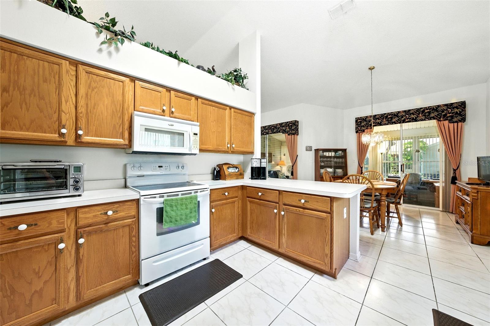 Image 17 of 57 For 4552 Peach Tree Street