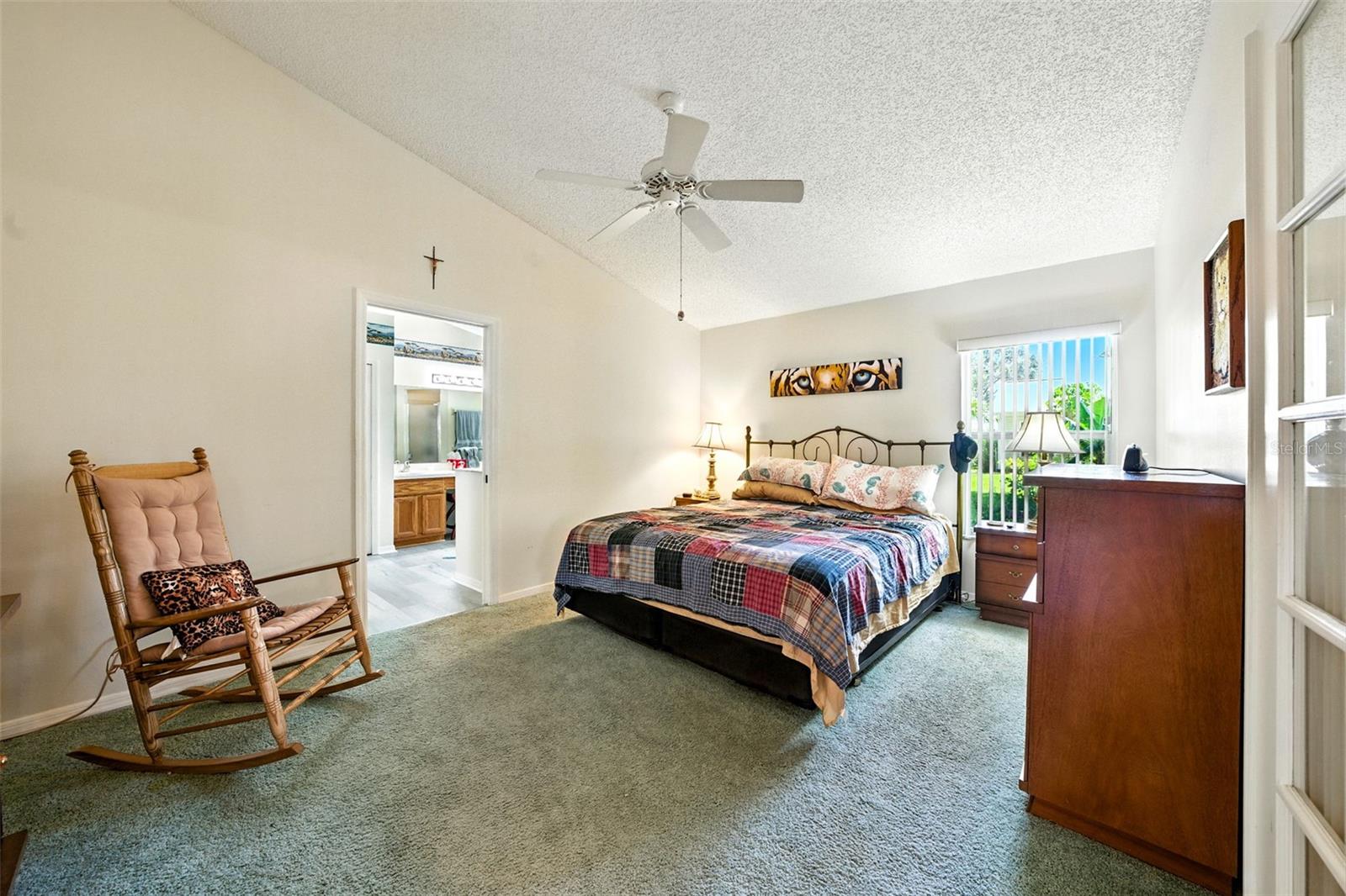 Image 18 of 57 For 4552 Peach Tree Street