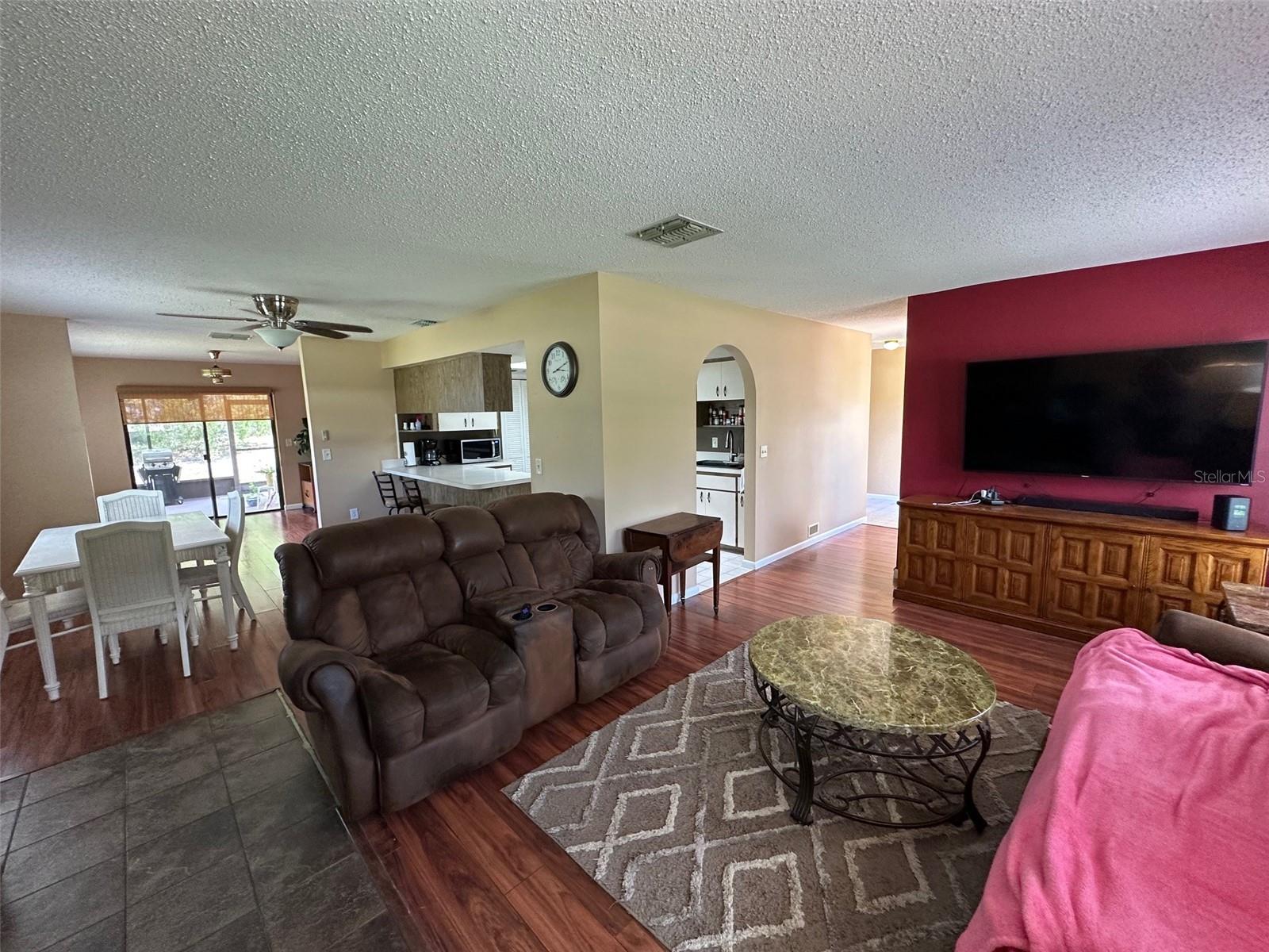 Image 4 of 30 For 2510 Dolphin Drive