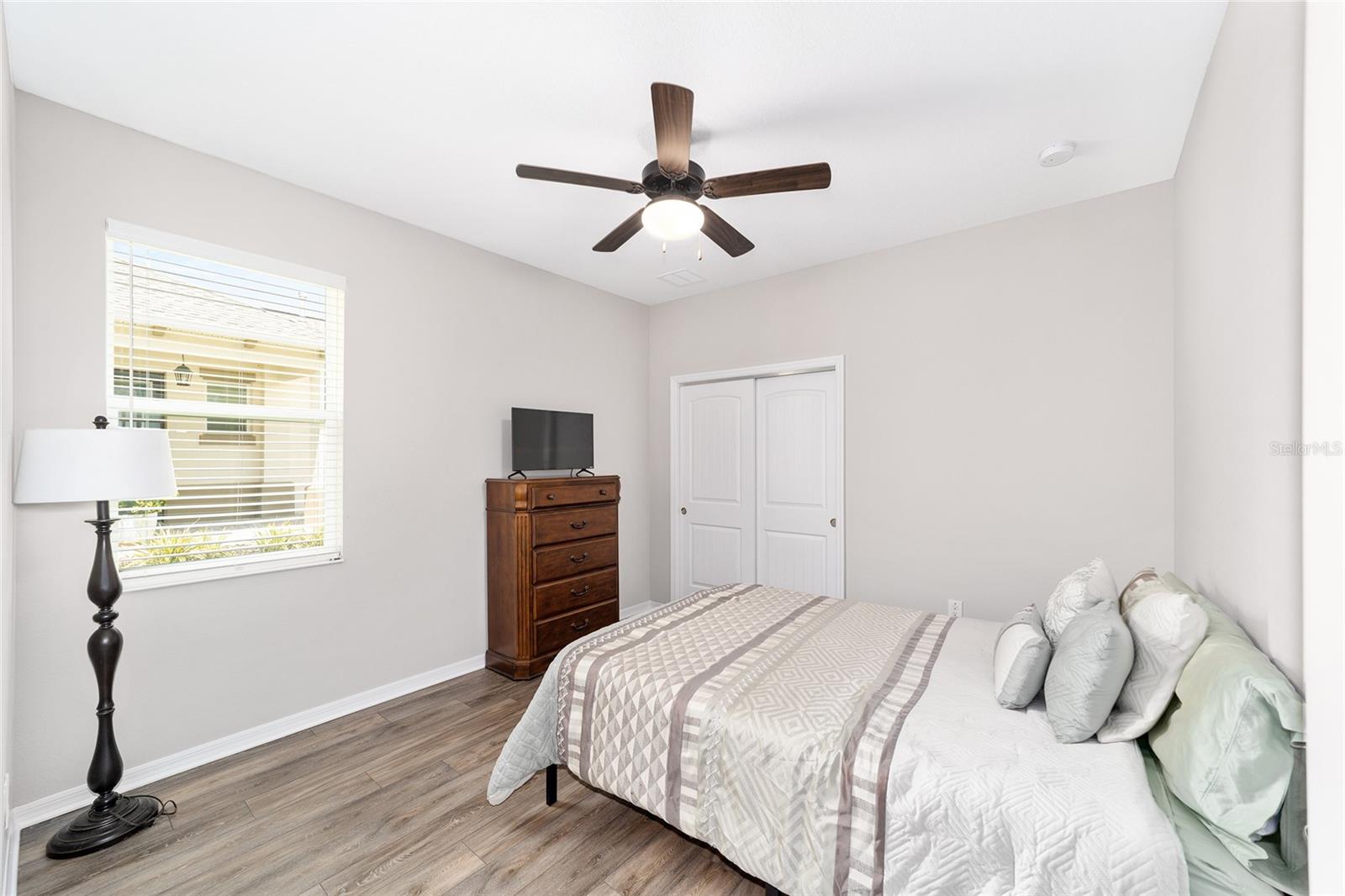 Image 27 of 34 For 10394 96th Loop