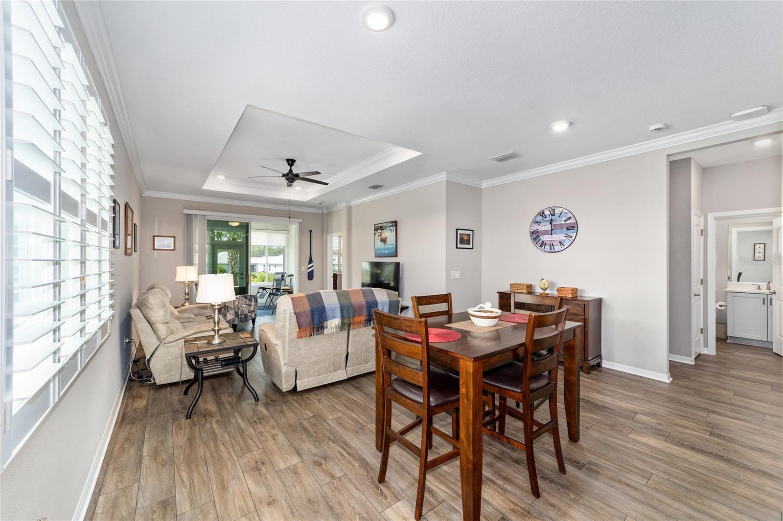 Image 9 of 34 For 10394 96th Loop