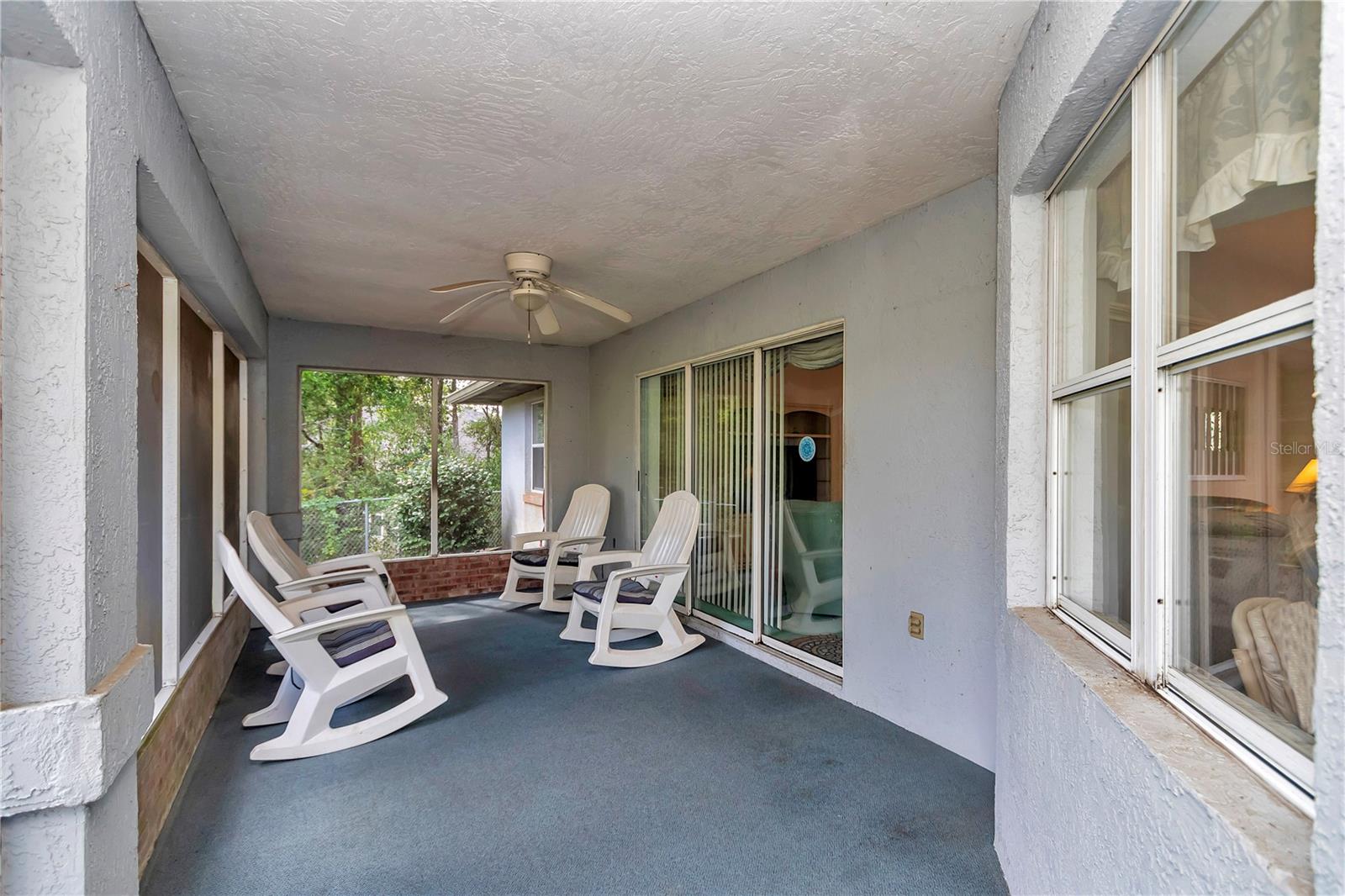 Listing photo id 8 for 481 151st Terrace