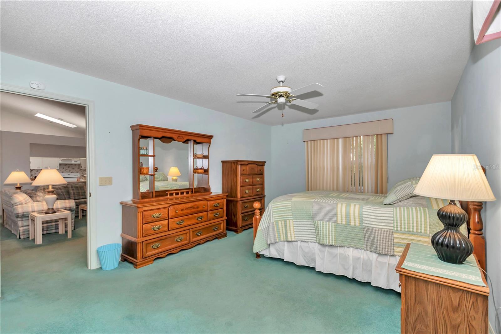 Listing photo id 24 for 481 151st Terrace