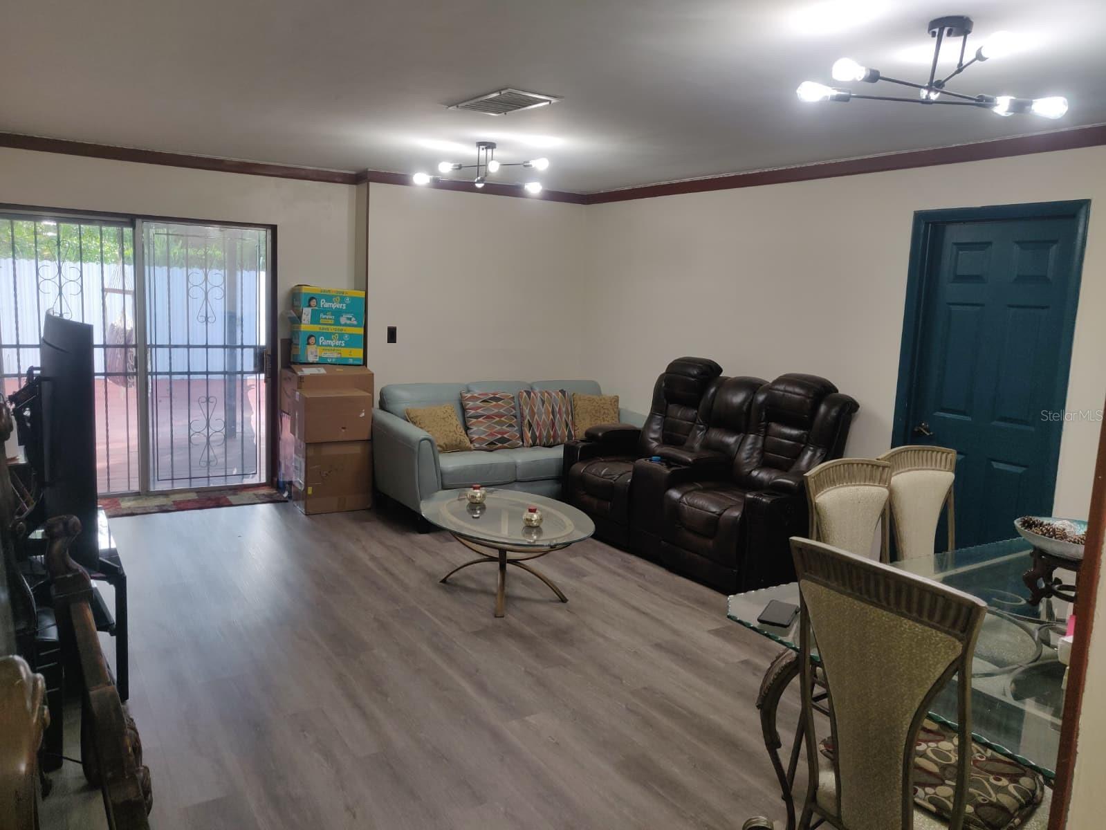 Image 17 of 27 For 21348 40th Circle Court
