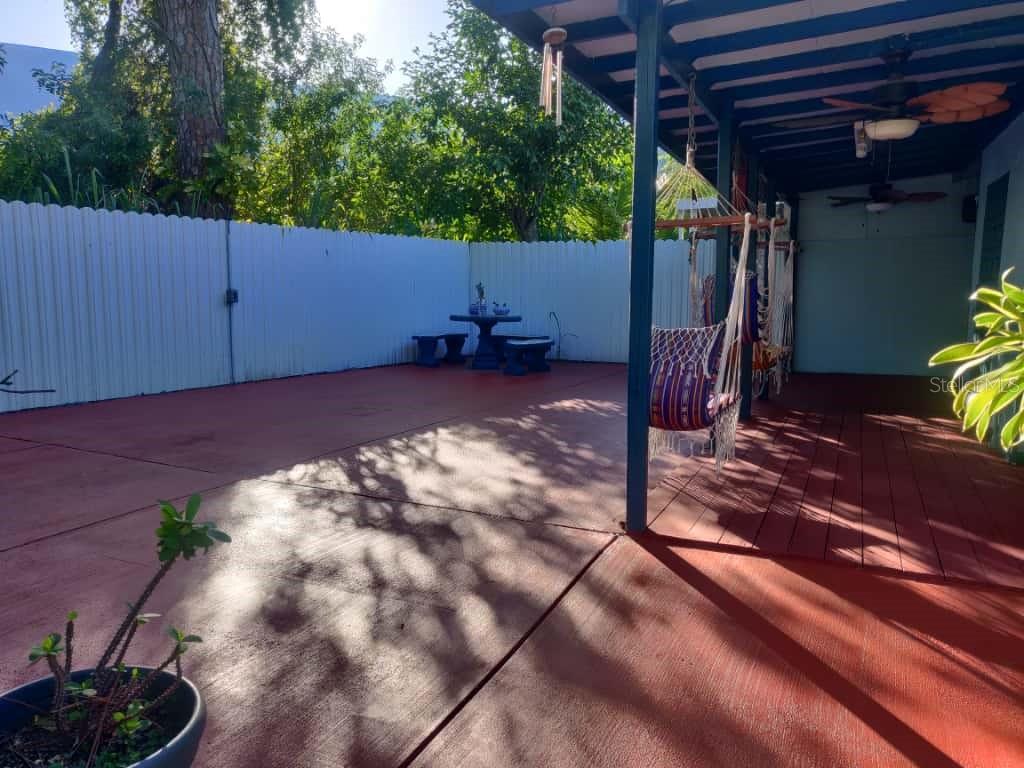 Image 5 of 27 For 21348 40th Circle Court