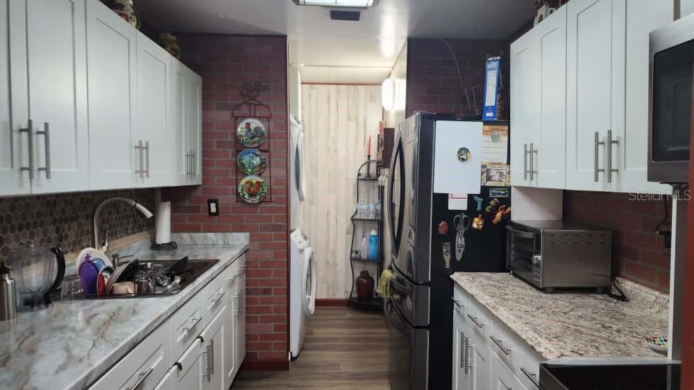 Image 8 of 27 For 21348 40th Circle Court
