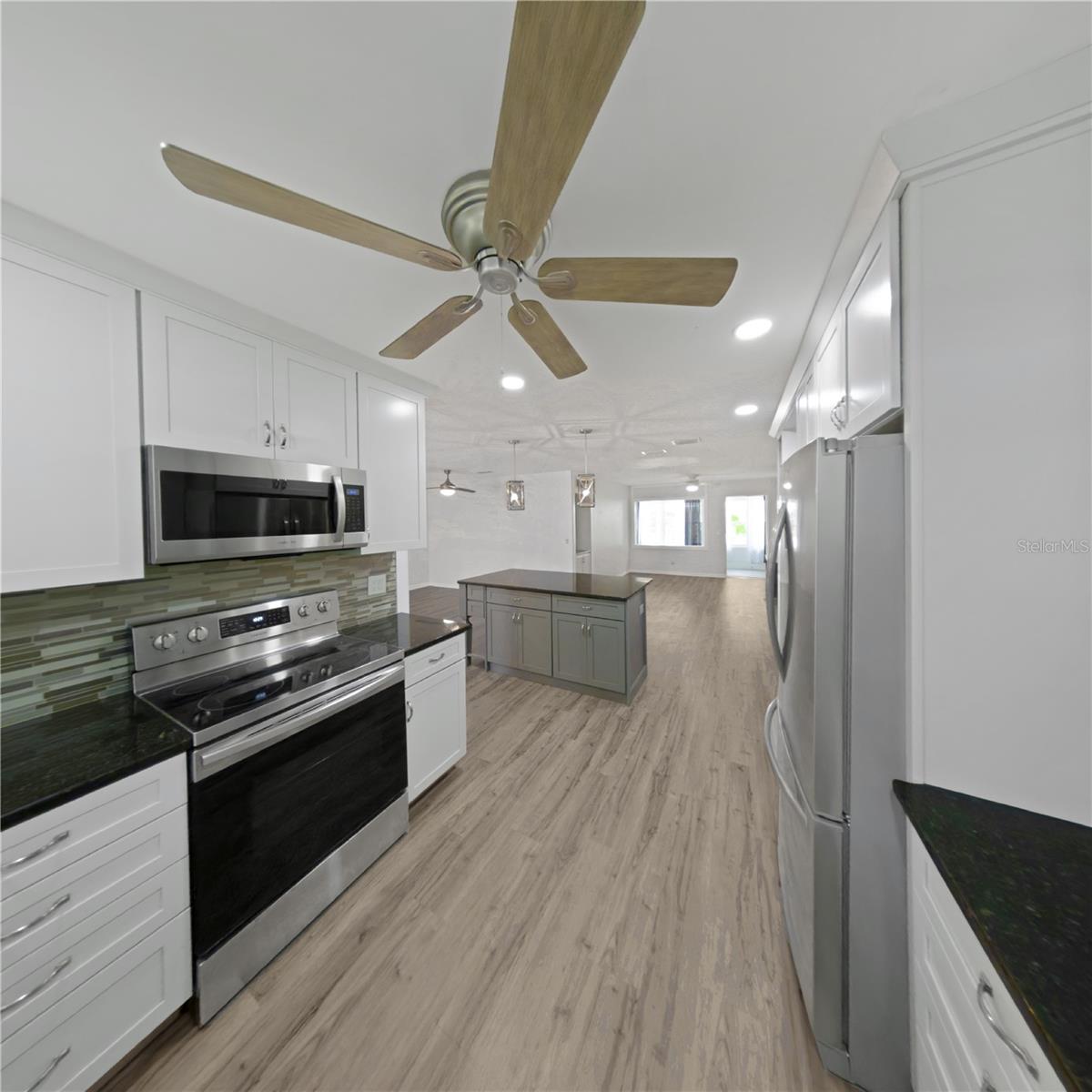 Image 18 of 43 For 8723 93rd Lane C
