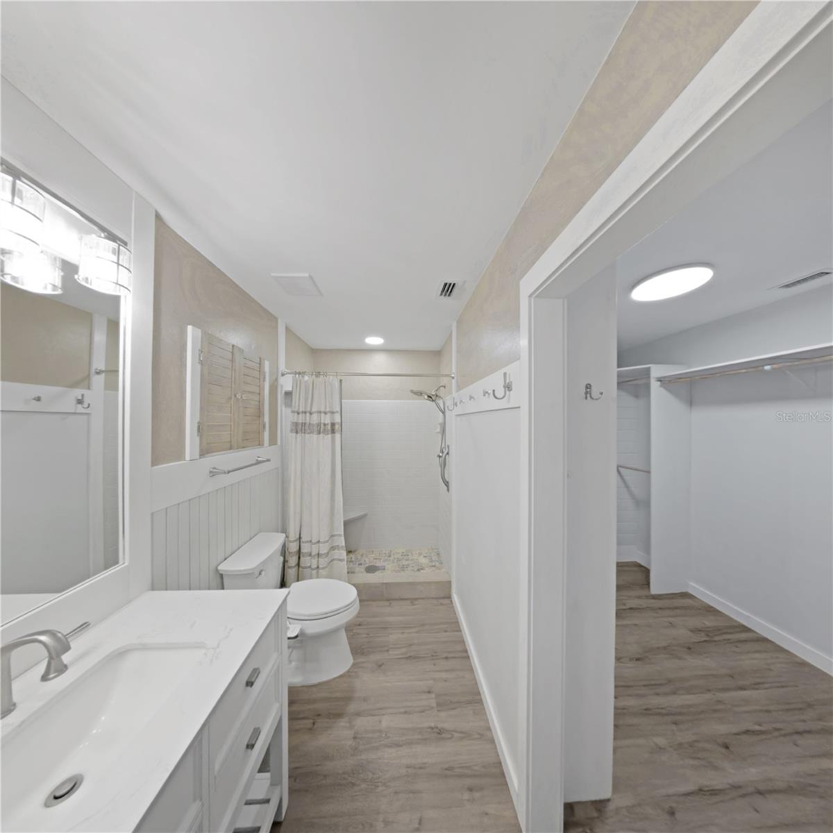 Image 34 of 43 For 8723 93rd Lane C
