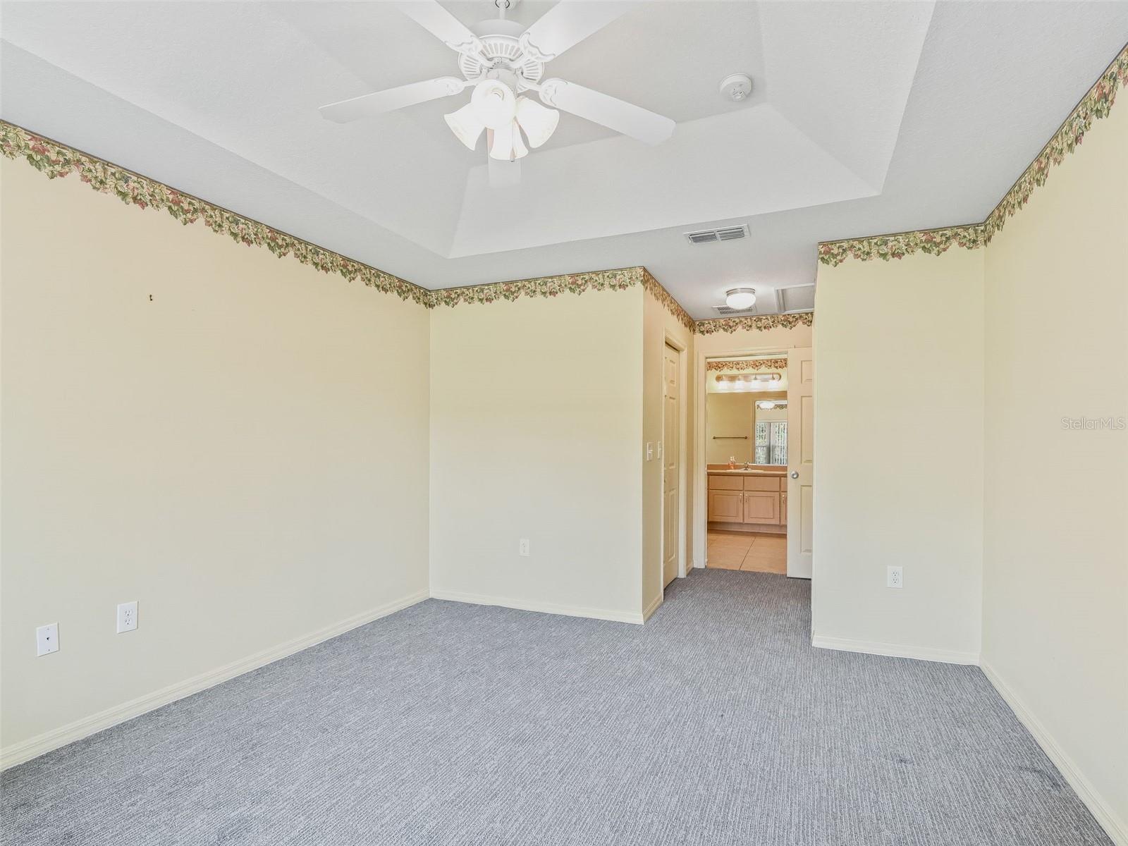 Image 13 of 42 For 352 Marion Oaks Lane