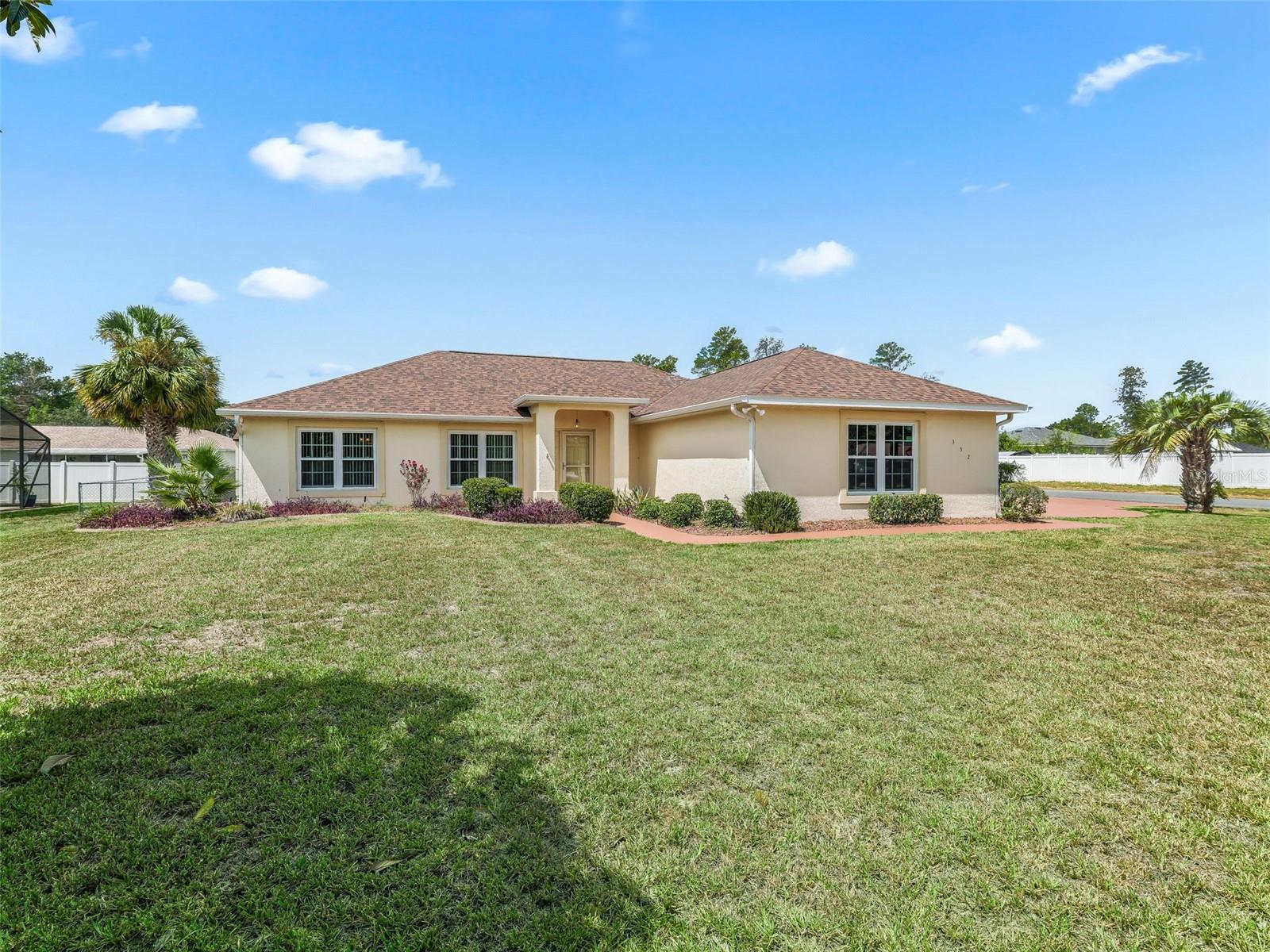 Image 33 of 42 For 352 Marion Oaks Lane