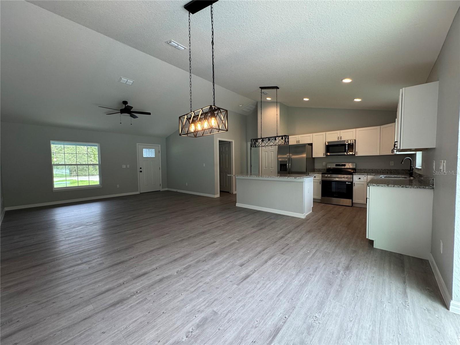 Image 6 of 28 For 19 45th Loop