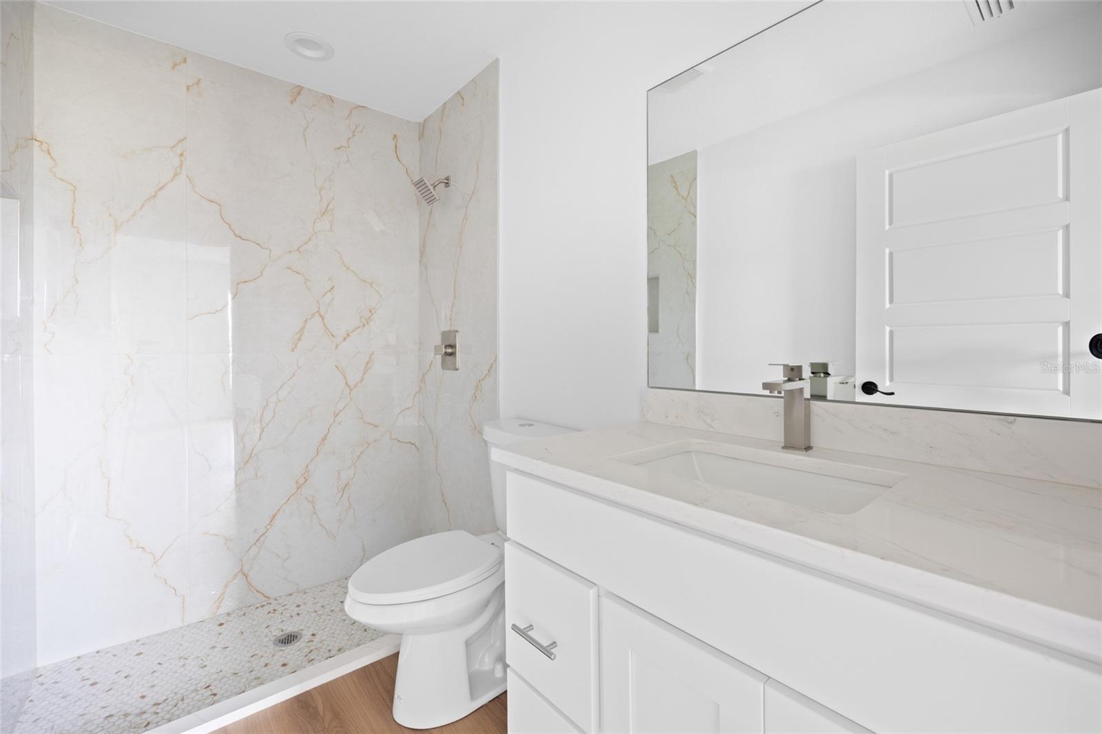 Image 11 of 34 For 13081 107th Street